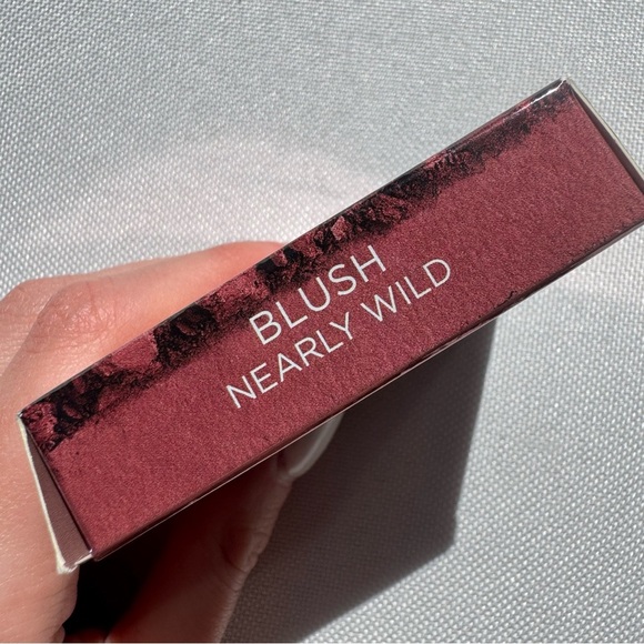 NWT Sigma Beauty Blush - Nearly Wild - Picture 4 of 4